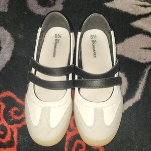 No Boundaries Black and White Shoes            WORN ONCE